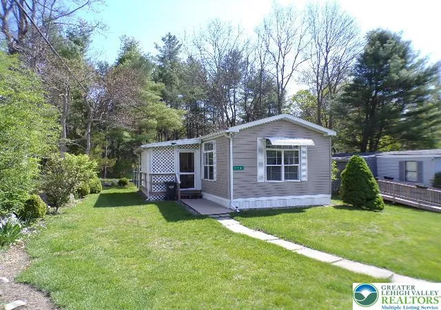 3rd image of 141 Gold Ln, Jackson Twp, PA 18360 | MLS# 776297