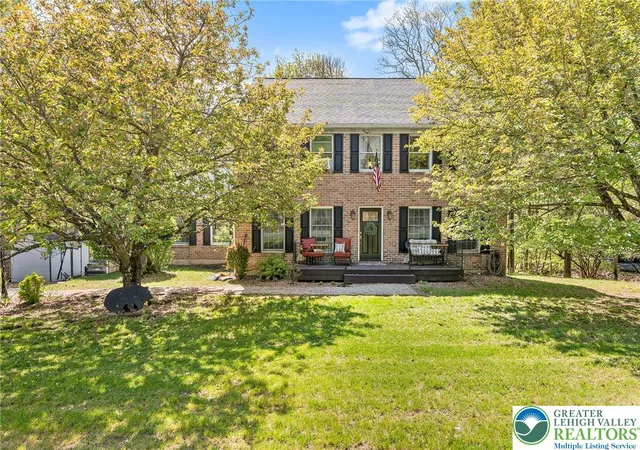 Homes for sale in Ross Twp, PA | 467 Pheasant Rd, Ross Twp, PA 18353 | MLS# 776383