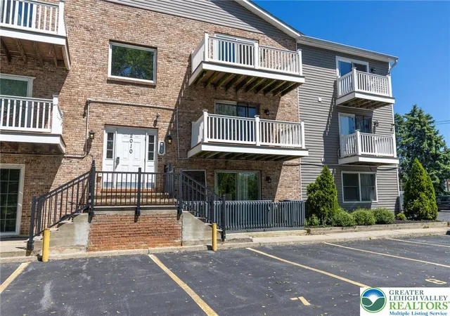 Homes for sale in Bethlehem, PA | 2010 Glendale Ave #A1, Bethlehem, PA 18018 | MLS# 776684