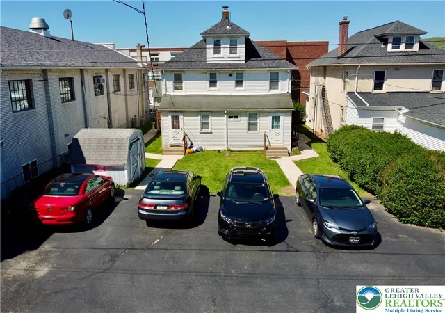 Homes for sale in Hellertown Boro, PA | 1083 Main St, Hellertown Boro, PA 18055 | MLS# 775935