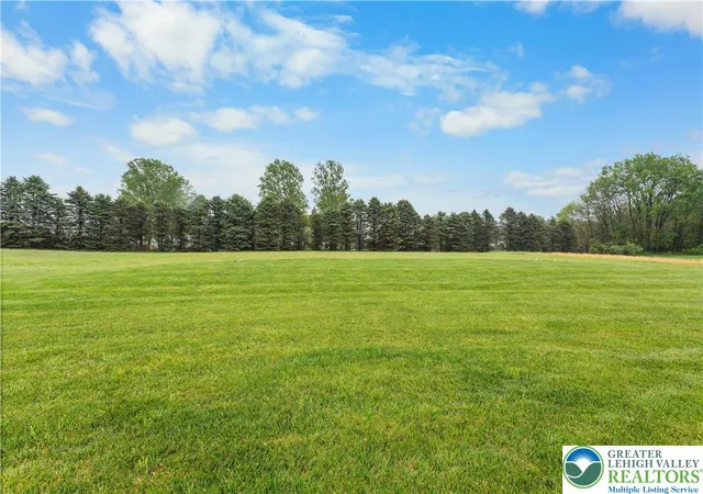 Homes for sale in Plainfield Twp, PA | 1367 Colony Ln, Plainfield Twp, PA 18072 | MLS# 776617
