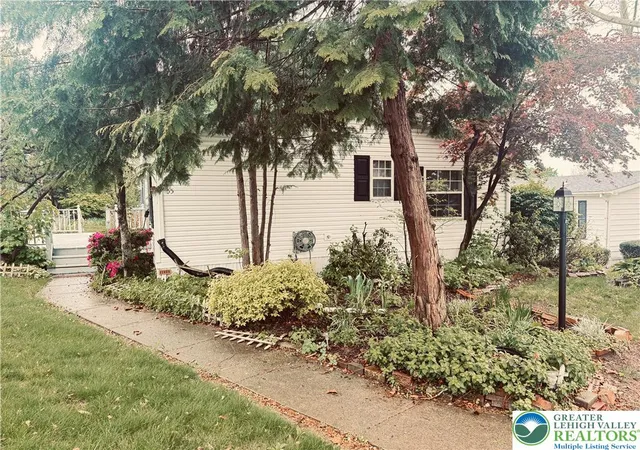 Homes for sale in Moore Twp, PA | 55 Sycamore Dr, Moore Twp, PA 18014 | MLS# 776726