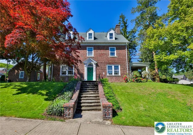 Homes for sale in Fountain Hill Boro, PA | 1242 Broadway, Fountain Hill Boro, PA 18015 | MLS# 776741
