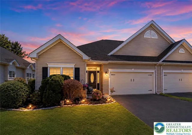 Homes for sale in Palmer Twp, PA | 81 Moor Dr, Palmer Twp, PA 18045 | MLS# 775812