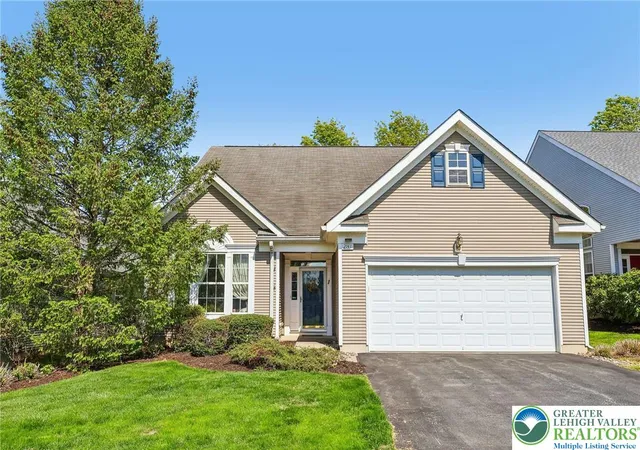 Homes for sale in Lower Macungie Twp, PA | 2141 Four Seasons Blvd, Lower Macungie Twp, PA 18062 | MLS# 774264