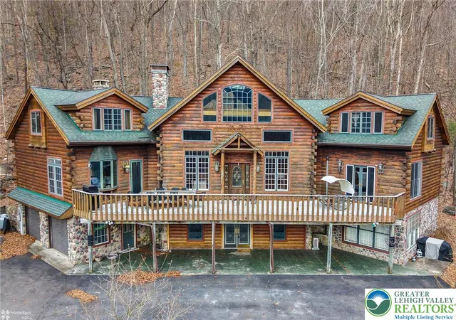 Photo 2 of Single family home for sale at 493 Lake Dr, Nesquehoning Boro, PA 18240 | MLS# 776873 | Listing updated on 2026-08-28