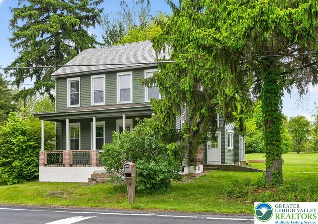 Homes for sale in Bethlehem, PA | 6125 Weaversville Rd, Bethlehem, PA 18017 | MLS# 776971