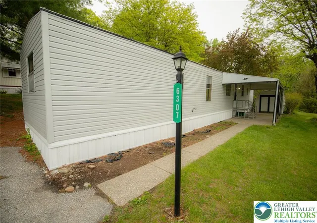 Homes for sale in Slatington Boro, PA | 6307 Nisbet Ct #1, Slatington Boro, PA 18080 | MLS# 776760