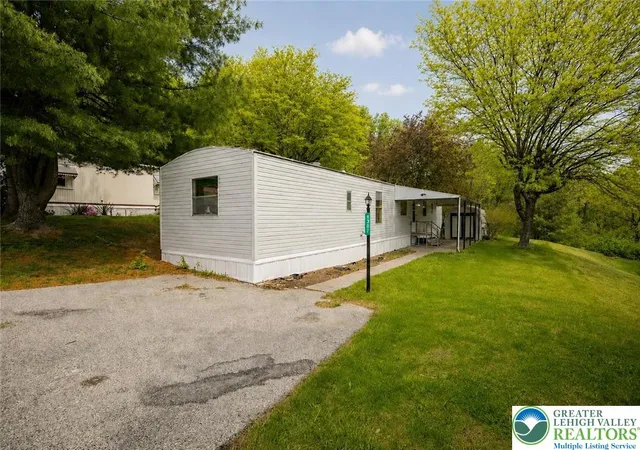 Homes for sale in Slatington Boro, PA | 6307 Nisbet Ct #1, Slatington Boro, PA 18080 | MLS# 776760