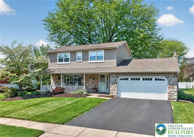 Homes for sale in Lower Macungie Twp, PA | 3038 Sequoia Dr, Lower Macungie Twp, PA 18062 | MLS# 776986