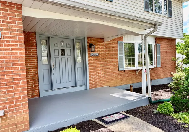 Homes for sale in Lower Macungie Twp, PA | 1307 Butternut Ln, Lower Macungie Twp, PA 18062 | MLS# 774801