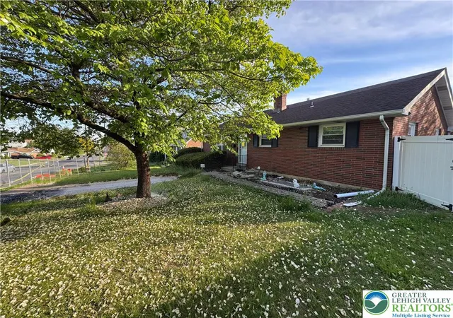 Homes for sale in Allentown City, PA | 1238 N 15th St, Allentown City, PA 18102 | MLS# 776209