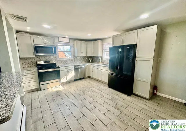 Photo 3 of Sale Pending at 1238 N 15th Street, Allentown, PA 18102 | MLS# 776209 | Listing updated on 2026-07-11