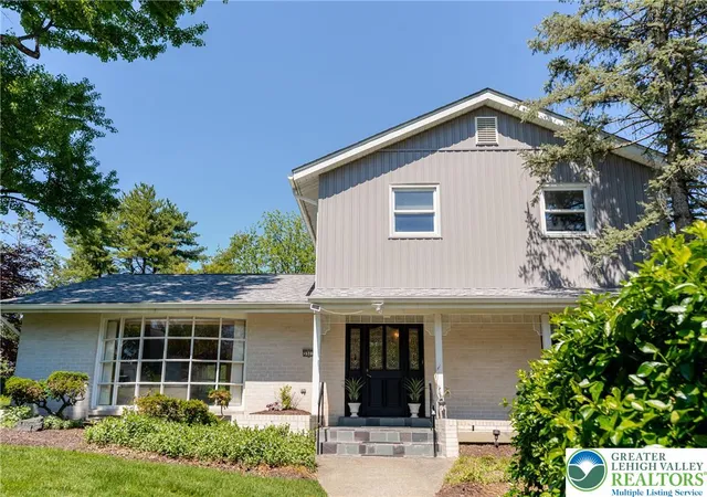 Homes for sale in South Whitehall Twp, PA | 3523 Lindberg Ave, South Whitehall Twp, PA 18103 | MLS# 777081