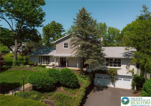 Homes for sale in South Whitehall Twp, PA | 3523 Lindberg Ave, South Whitehall Twp, PA 18103 | MLS# 777081