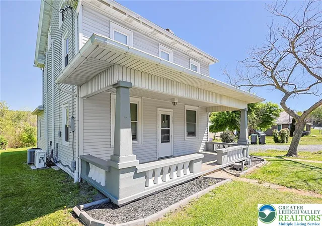 Homes for sale in East Penn Twp, PA | 1131 E Lizard Creek Rd, East Penn Twp, PA 18235 | MLS# 776980