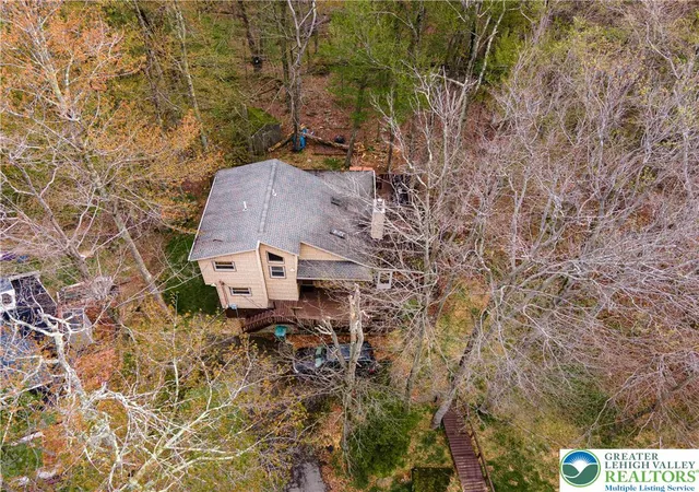 Photo 2 of Single family home for sale at 1328 Winding Way, Tobyhanna, PA 18466 | MLS# 776806 | Listing updated on 2026-06-29