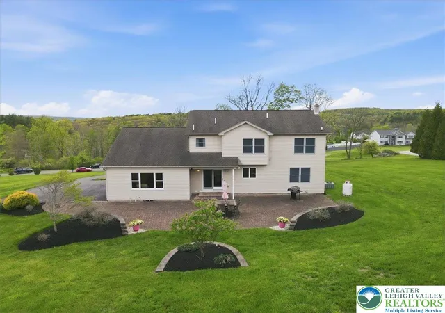 Homes for sale in Hamilton Twp, PA | 521 John Deere Dr, Hamilton Twp, PA 18354 | MLS# 777049