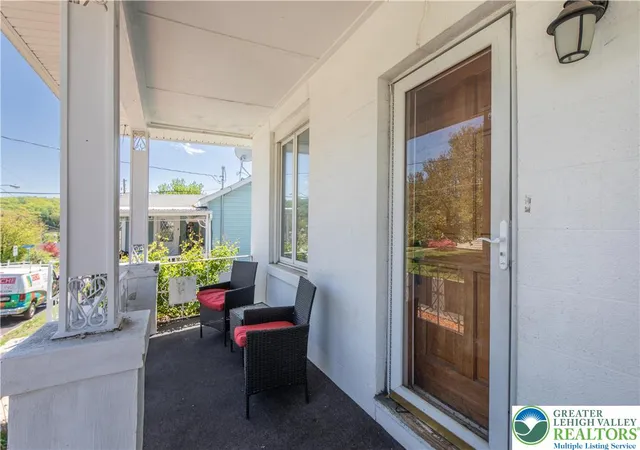 Homes for sale in Allentown, PA | 1310 Ueberroth Ave, Allentown, PA 18103 | MLS# 777079