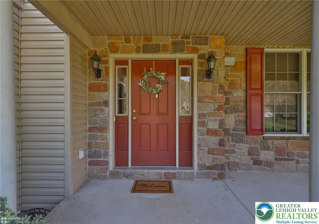 Homes for sale in Springfield Twp, PA | 3595 Woodbyne Rd, Springfield Twp, PA 18055 | MLS# 776568