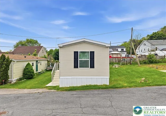 Homes for sale in Salisbury Twp, PA | 1414 E Susquehanna #Lot 4, Salisbury Twp, PA 18103 | MLS# 777032