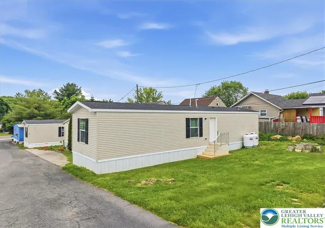 Homes for sale in Salisbury Twp, PA | 1414 E Susquehanna #Lot 4, Salisbury Twp, PA 18103 | MLS# 777032