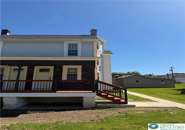 Photo 1 of Single family home for sale at 655 E White St, Palmerton, PA 18071 | MLS# 777168 | Listing updated on 2026-08-03