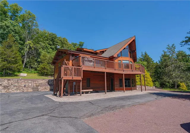 4th image of 8 Highlands Ln, Hardwick, NJ 07825 | MLS# 777167