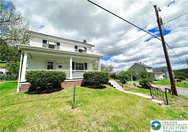 Homes for sale in Lehighton Boro, PA | 391 Fairview St, Lehighton Boro, PA 18235 | MLS# 776470