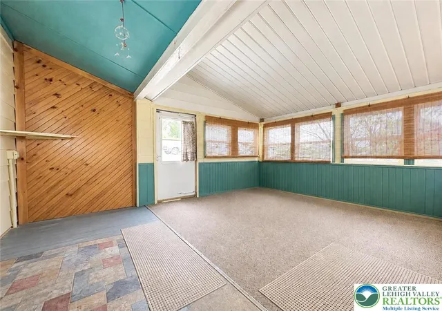 Homes for sale in Lehighton Boro, PA | 391 Fairview St, Lehighton Boro, PA 18235 | MLS# 776470