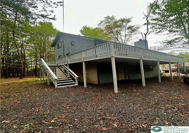 Homes for sale in Lake Ariel, PA | 382 Nw Underwood Ln, Lake Ariel, PA 18436 | MLS# 777209