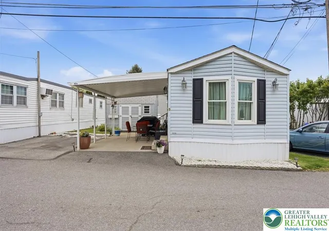 Homes for sale in Hanover Twp, PA | 3350 Airport Rd #5, Hanover Twp, PA 18109 | MLS# 777213