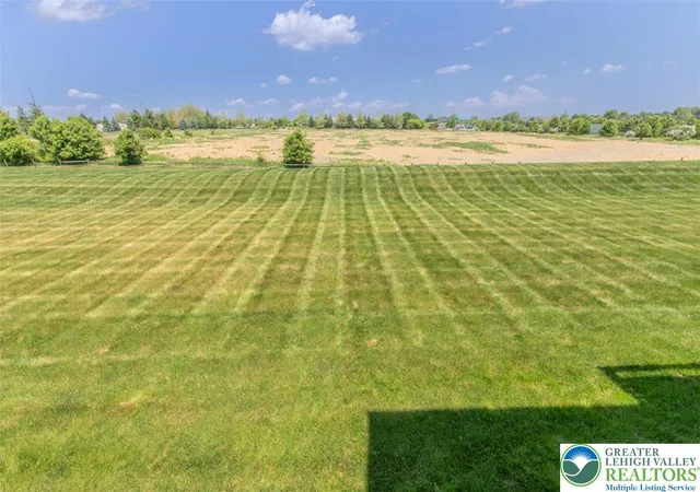 Homes for sale in Upper Macungie Twp, PA | 991 King Wy, Upper Macungie Twp, PA 18031 | MLS# 777226