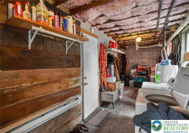 Homes for sale in Franklin Twp, PA | 357 Main Rd, Franklin Twp, PA 18235 | MLS# 776576