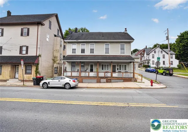 Homes for sale in Lehighton Boro, PA | 496 N 1st St, Lehighton Boro, PA 18235 | MLS# 776572