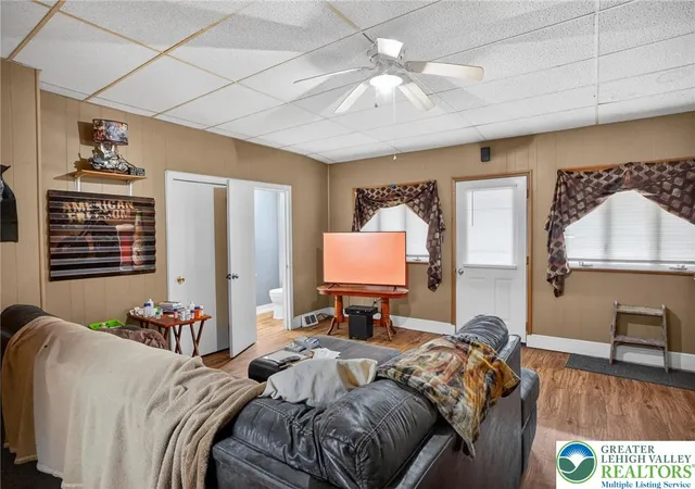 Homes for sale in Lehighton Boro, PA | 496 N 1St St, Lehighton Boro, PA 18235 | MLS# 776572
