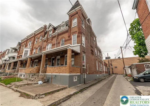 2nd image of 613 W Tilghman St, Allentown, PA 18102 | MLS# 777009