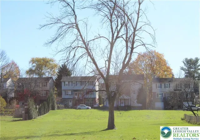 Homes for sale in Bethlehem, PA | 1837 Norwood St, Bethlehem, PA 18015 | MLS# 777282