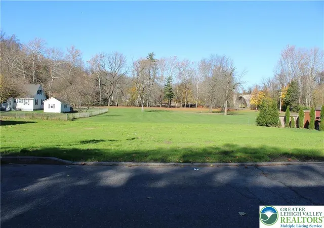 Homes for sale in Bethlehem, PA | 1837 Norwood St, Bethlehem, PA 18015 | MLS# 777282