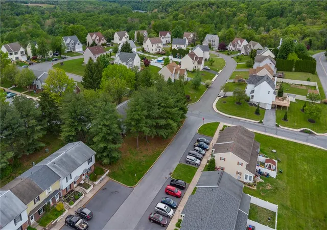 5th image of 133 Pheasant Ct, Hamburg, PA 19526 | MLS# 777329