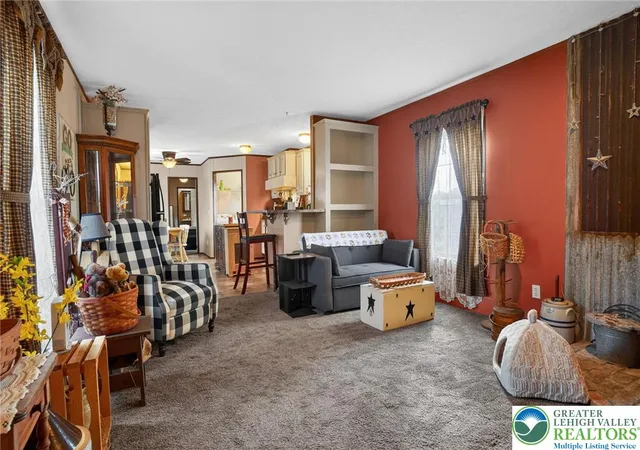 Homes for sale in Allen Twp, PA | 39 Country Club Rd, Allen Twp, PA 18067 | MLS# 776939
