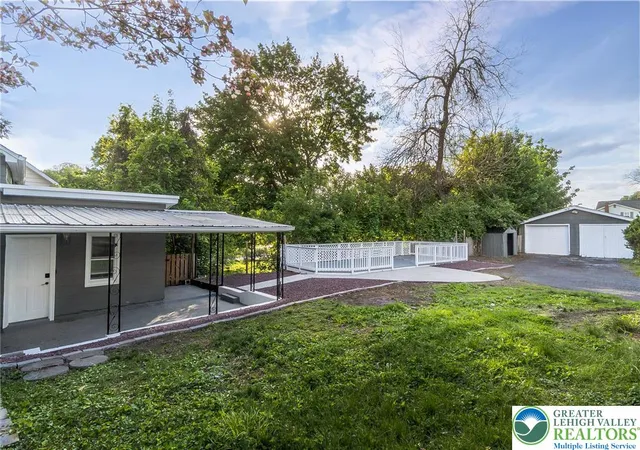 Homes for sale in Northampton Boro, PA | 137 17Th St, Northampton Boro, PA 18067 | MLS# 776609