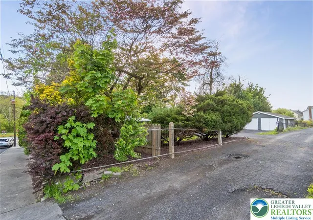 Homes for sale in Northampton Boro, PA | 137 17Th St, Northampton Boro, PA 18067 | MLS# 776609