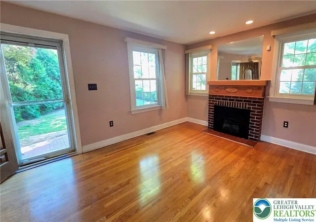 Photo 3 of Single family home for sale at 1116 Seneca St, Fountain Hill Boro, PA 18015 | MLS# 777388 | Listing updated on 2026-08-27