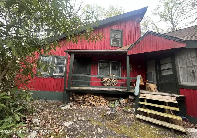 1st image of 4120 Greenwood Dr, Polk Twp, PA 18058 | MLS# 777057