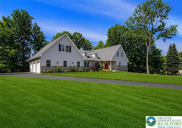 Homes for sale in Lower Saucon Twp, PA | 2640 Eagle Ln, Lower Saucon Twp, PA 18055 | MLS# 777103
