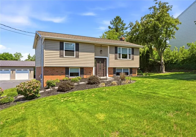 68th image of 706 Shawnee Dr, South Manheim Twp, PA 17922 | MLS# 777501