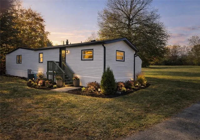 Photo 1 of Manufactured home for sale at 4315 Mountain Ct, Orefield, PA 18069 | MLS# 777530 | Listing updated on 2026-08-26