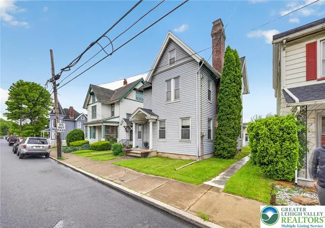 4th image of 5127 2Nd St, Whitehall, PA 18052 | MLS# 777472