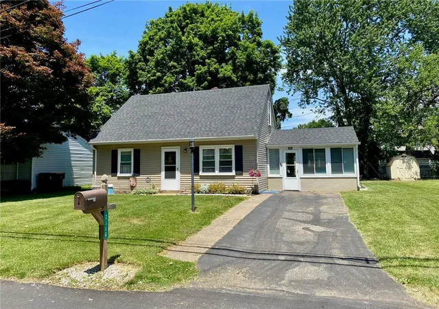Homes for sale in Easton, PA | 2809 Eldridge Ave, Easton, PA 18045 | MLS# 777573